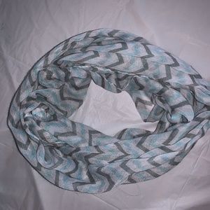Infinity scarf